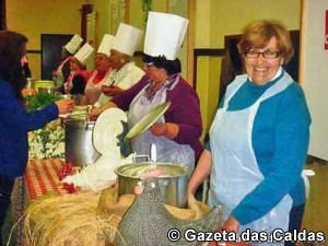 10168335_619223511489712_11