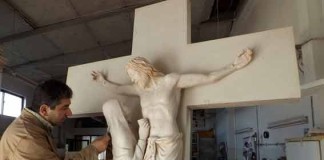Escultura sacra feita nas Caldas vai ser entregue ao Papa em Junho