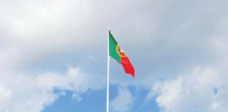 Praias da Foz do Arelho já são azuis