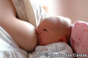 Breastfeeding_a_baby