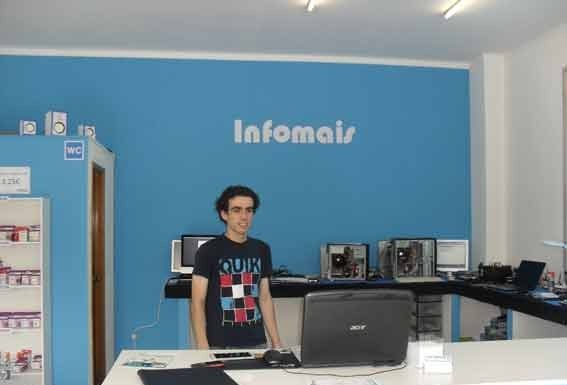 Caldense de 20 anos abre loja de informática