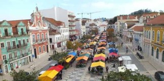 Apesar de “nova” a Praça da Fruta resistirá mais uma década assim?