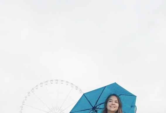 “Encanto-me a passear pelas ruas dos vários bairros de Paris”