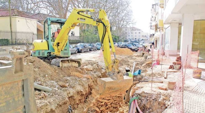 Uma obra várias vezes adiada que avança aos soluços Gazeta das Caldas
