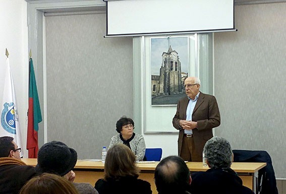 “O povo decente e honrando tem que deixar de eleger pessoas que não são decentes nem honradas” Gazeta das Caldas