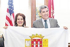 Tinta Ferreira visitou a cidade-irmã Perth Amboy Gazeta das Caldas