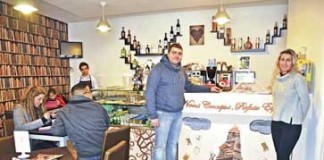 Abriu um novo café-bar na Rua da Liberdade Gazeta das Caldas