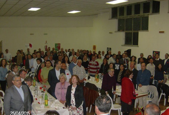 PS/CADAVAL – Jantar do 25 de Abril Gazeta das Caldas