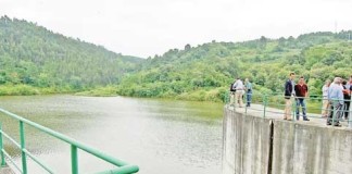 Assunção Cristas diz que Baixas de Óbidos terão rede de rega pronta em 2017 Gazeta das Caldas