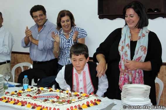 ARECO celebrou 38 anos com almoço e festival de ranchos infantis