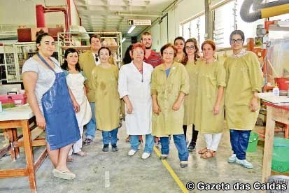 Um novo curso para formar ceramistas vidreiros