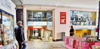 Centro Comercial da Rua das Montras abriu há 30 anos Gazeta das Caldas