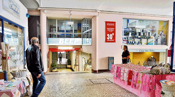 Centro Comercial da Rua das Montras abriu há 30 anos Gazeta das Caldas