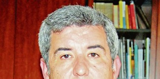 Hugo Oliveira e Tinta Ferreira na Comissão Política Distrital do PSD Gazeta das Caldas