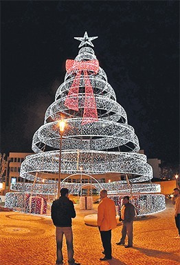 Uma árvore de Natal com 30 metros Gazeta das Caldas