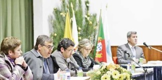 Assembleia Municipal aprovou aumento das tarifas de água e saneamento com os votos contra dos deputados do PS, PCP e CDS Gazeta das Caldas