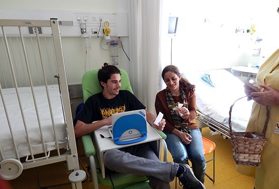 Natal chega ao hospital das Caldas pela mão dos voluntários Gazeta das Caldas