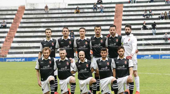 Caldas de gala no jogo do centenário Equipa CALDAS