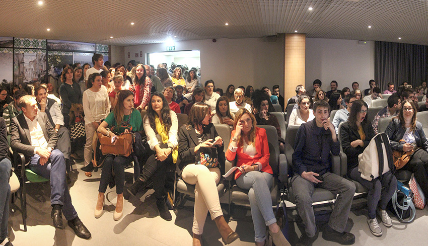Cerca de 250 pessoas na Assembleia Municipal caldense mais participada de sempre