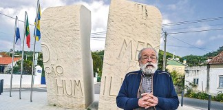 Monumento a Humberto Delgado é uma das primeiras obras de arte pública feita em liberdade