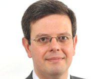 PAÇOS DO CONCELHO – Férias: um dia. Jorge Varela