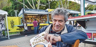 “Figuras, figurinhas e figurões” actualizado foi lançado na Feira do Livro de Lisboa