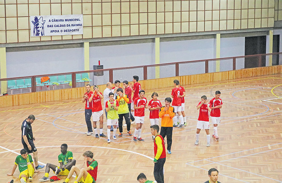 Casa do Benfica empata a fechar a época