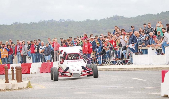 2016-06-03 Primeira.indd