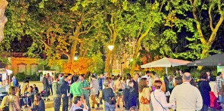 Um baile, futebol, tasquinhas e jazz num sábado de Verão no Parque D. Carlos I