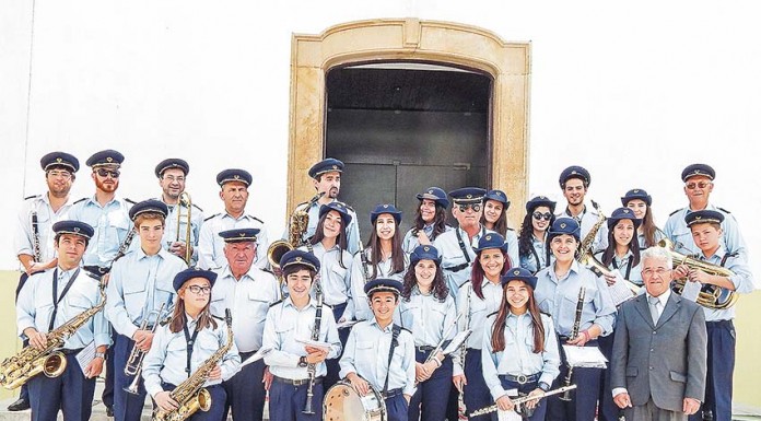 A Banda Filarmónica de Santa Catarina actua com a prata da casa