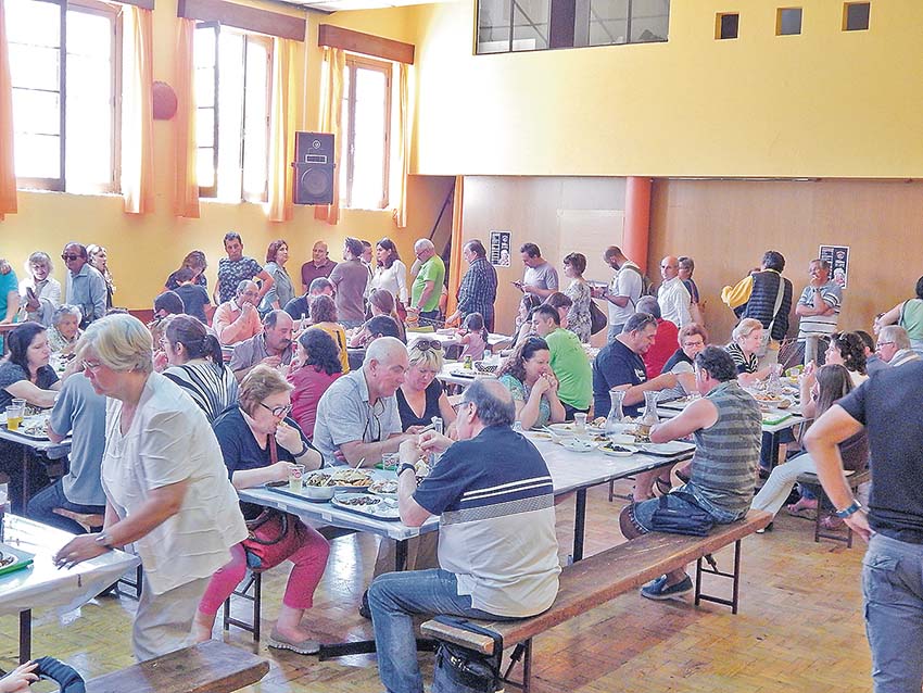 Casos de intoxicação alimentar no Festival do Marisco da Foz do Arelho
