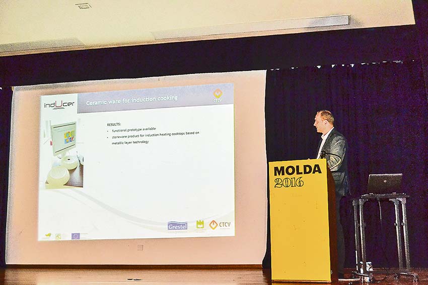 Molda vai trazer cerâmica às montras das lojas caldenses