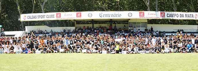 Festa de final de época do Caldas juntou todas as equipas num torneio