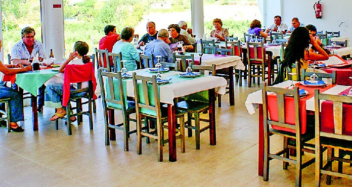 IVA na restauração desce para 13% mas maioria dos restaurantes mantém os preços
