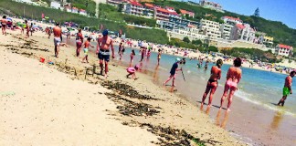 Um areal a precisar de limpeza