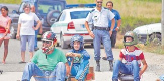 Carrinhos de Rolamentos em Sapeiros – Alfeizerão Carrinhos de Rolamentos