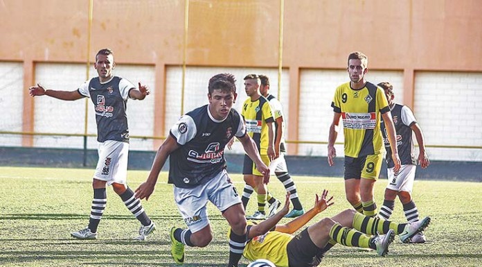 Caldas cumpre e segue para a segunda eliminatória