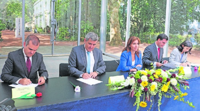 Assinado memorando para investimento nos Pavilhões do Parque