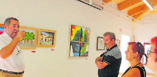 Pinturas de Arlindo Menino no Espaço de Turismo