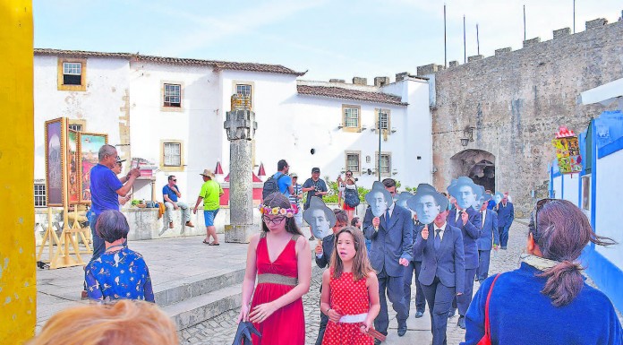 Folio ocupa todos os locais e tempos da vila literária Pessoas no folio