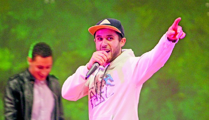 As três facetas do rapper caldense Elton Malta