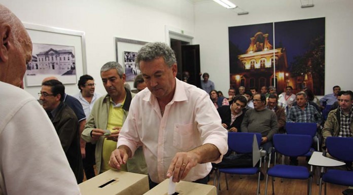 Jorge Reis é o novo presidente do Caldas SC 2-Jorge Reis votar_8906