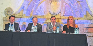 Maioria PSD aprova em Óbidos empréstimo de meio milhão de euros com os votos contra do PS e PCP Assembleia Óbidos