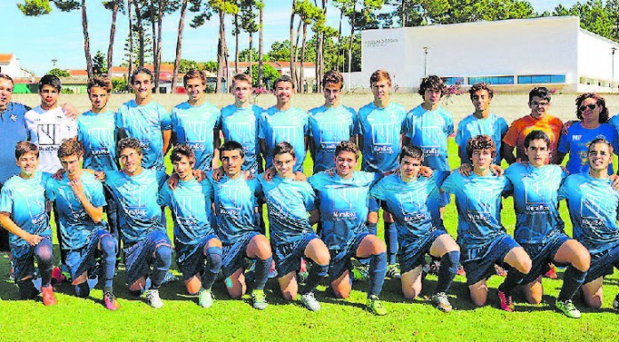 Juvenis da AE Óbidos perderam na apresentação Juvenis AE Obidos