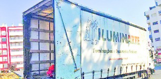 Iluminação de Natal já começou a ser montada na cidade iluminação de natal