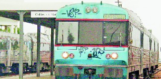 Voltaram as supressões de comboios à linha do Oeste