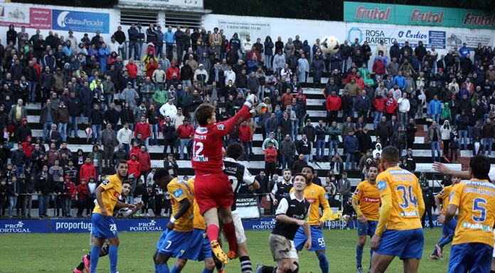 Siga o Caldas-Estoril Cerca de 4 mil pessoas assistiram ao Caldas-Estoril da época passada