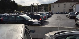 Autocarros vão estacionar atrás do Chafariz das 5 Bicas ao fim-de-semana estacionamento