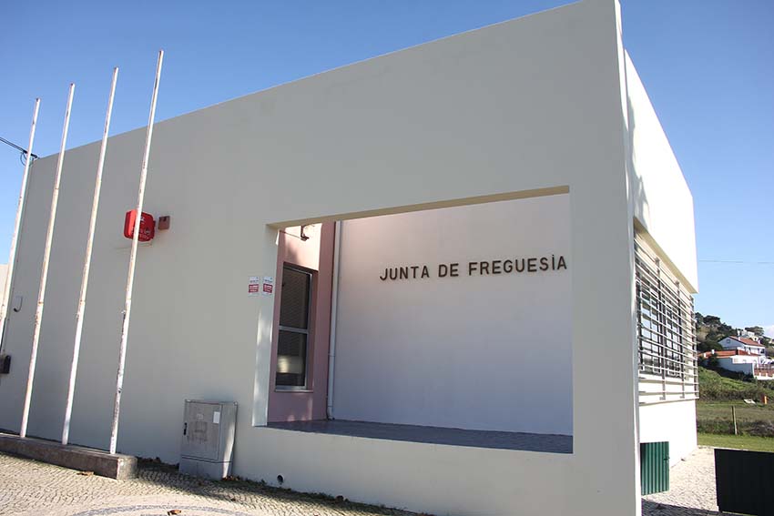 Contas da Foz do Arelho em tribunal por decisão unânime da Assembleia de Freguesia