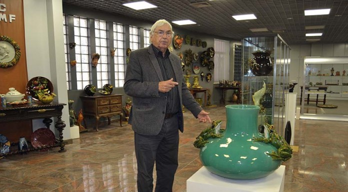 João Maria Ferreira possui 1300 peças da melhor cerâmica das Caldas João Maria Ferreira